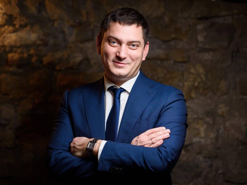 Генеральный директор